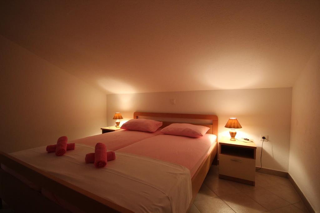 Apartments Adriatika Makarska Quarto foto